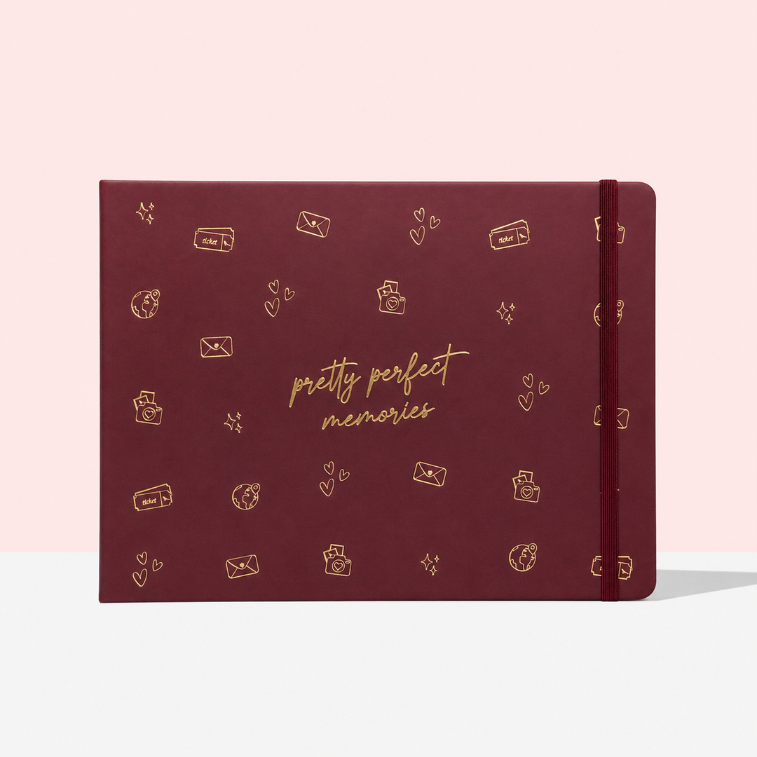 SCRAPBOOK / MEMORY BOOK